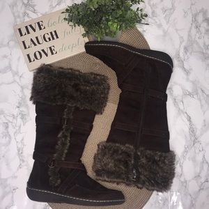 🌻 American Eagle Tall Faux Suede Fur Lined Boots